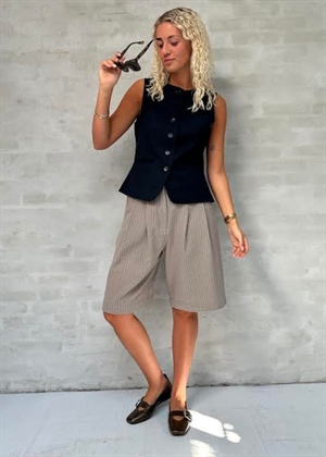 Aphrodite vest Dark Navy Boii Studios 